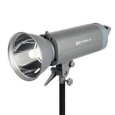 Вспышка студийная комиссионная Falcon Eyes TE-900BW v2.0, 900Дж (б/у, г-я 14 дней, S/N 10001)