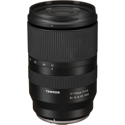 Объектив Tamron 17-70mm F/2.8 Di III-A VC RXD (B070X) Fujifilm X